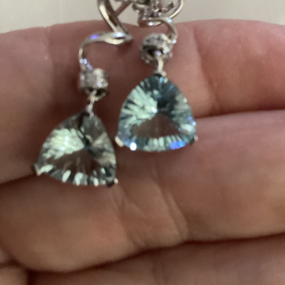 14k GOLD AQUAMARINE EARRINGS - Picture 6 of 6